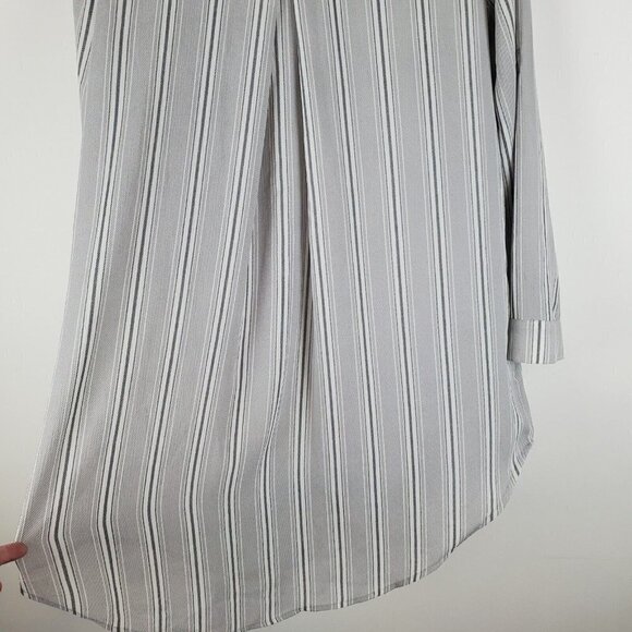 TORRID Tunic Shirt Womens 1X Gray Striped Button Up Longline Lightweight Office - Picture 11 of 13
